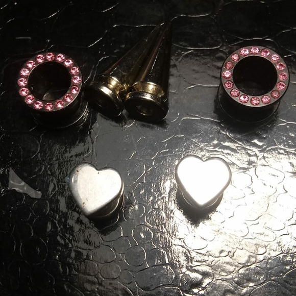 3 Pair of Plug Plugs Earrings LOT - Picture 4 of 16